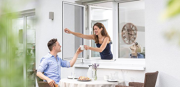 Insektenschutz-Drehrahmen für's Fenster: Foto MHZ