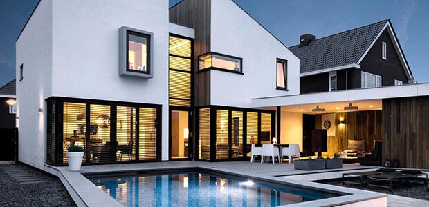 Einladende Kunststoff Haustür zum Energiesparen, Foto: Schüco