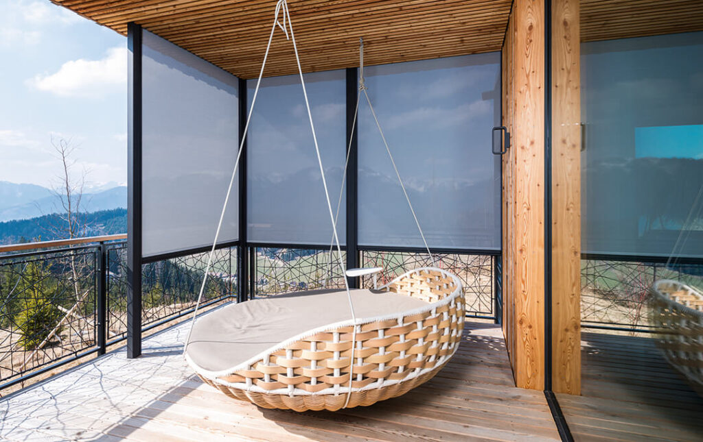 Genießen Sie den Sommer mit ROMA zipSCREEN.2 und integriertem Insektenschutz